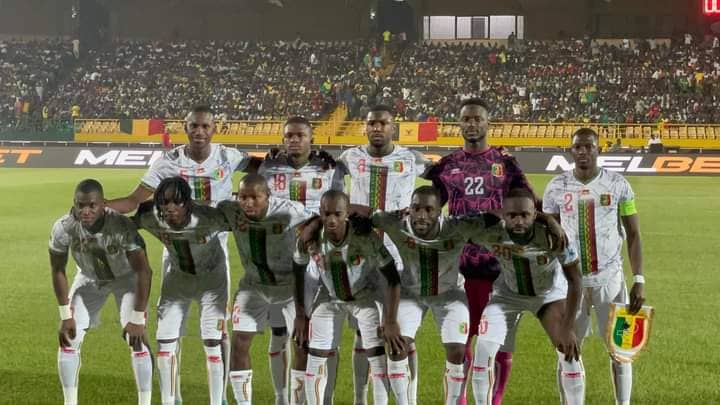 2e journée des éliminatoires de la Coupe du Monde 2026 : face à la RCA, il faut « pointer là où ça fait mal », dixit Éric Sekou Chelle.